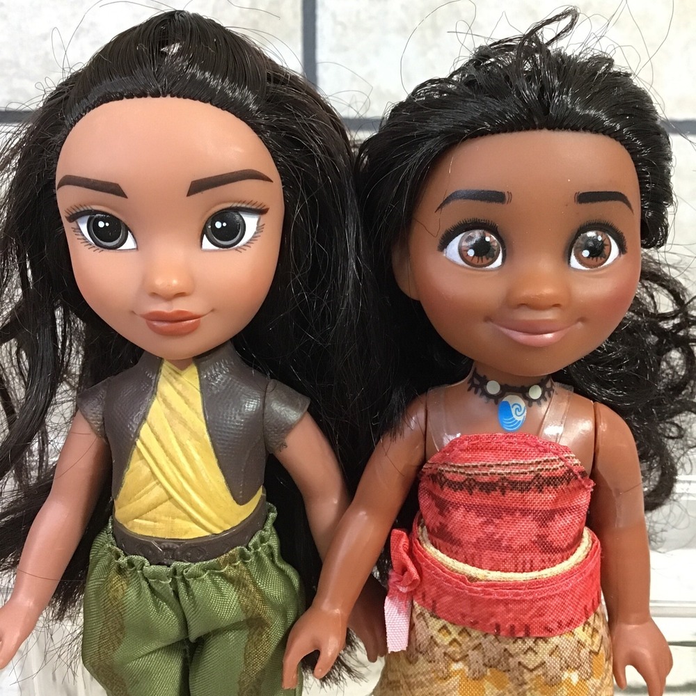 Disney‎ Moana Raya And The Last Dragon 6" Dolls Lot Of 2 Petite Adventures